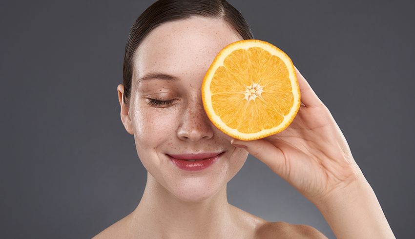 TOP 10 Seruri Faciale cu Vitamina C care trebuie încercate